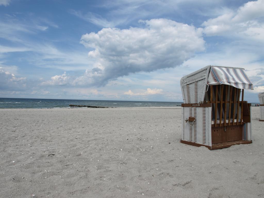 Appartementanlage Zur Seemoewe Insel Poel Exterior photo
