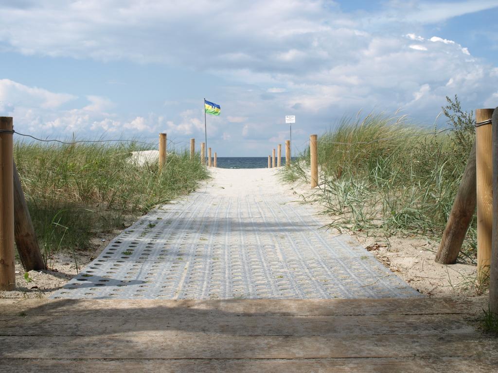 Appartementanlage Zur Seemoewe Insel Poel Exterior photo